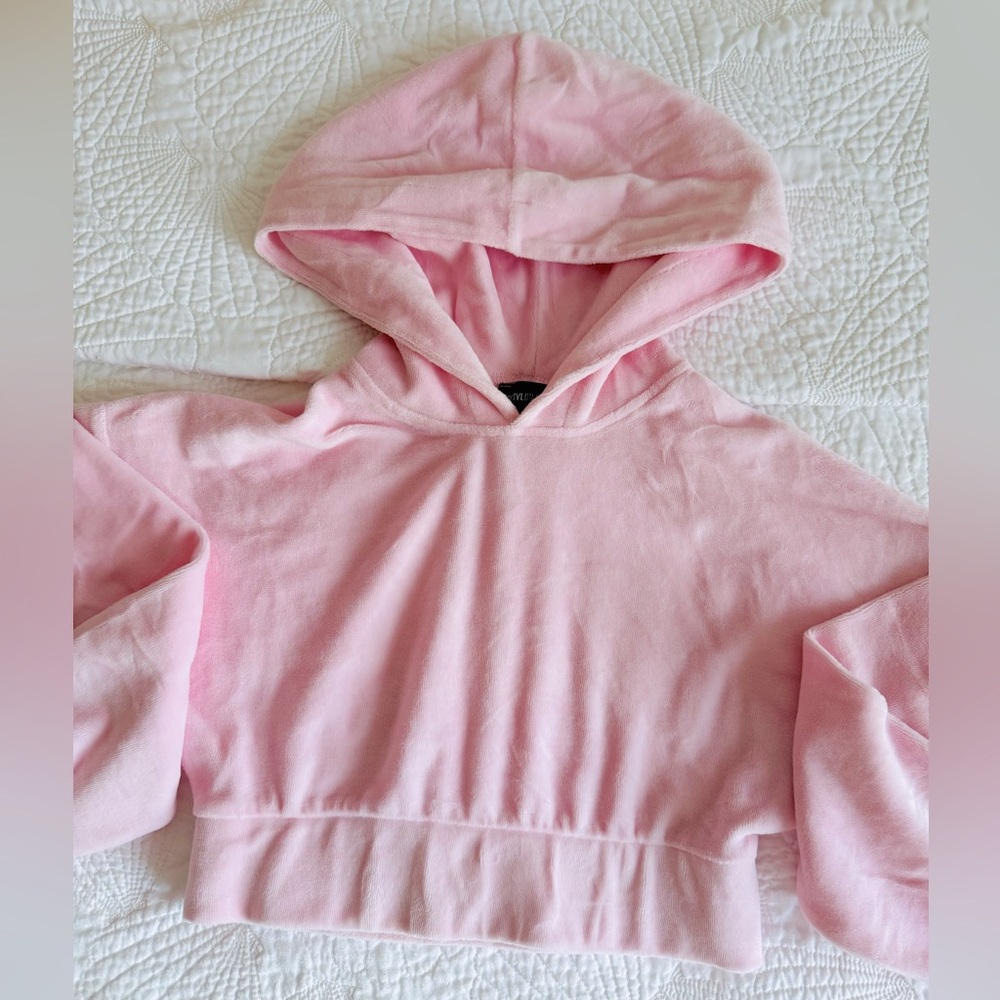 SOLD - PrettyLittleThing Soft Pink Hoodie